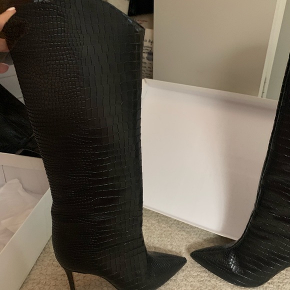 Crocodile boots - Picture 6 of 8